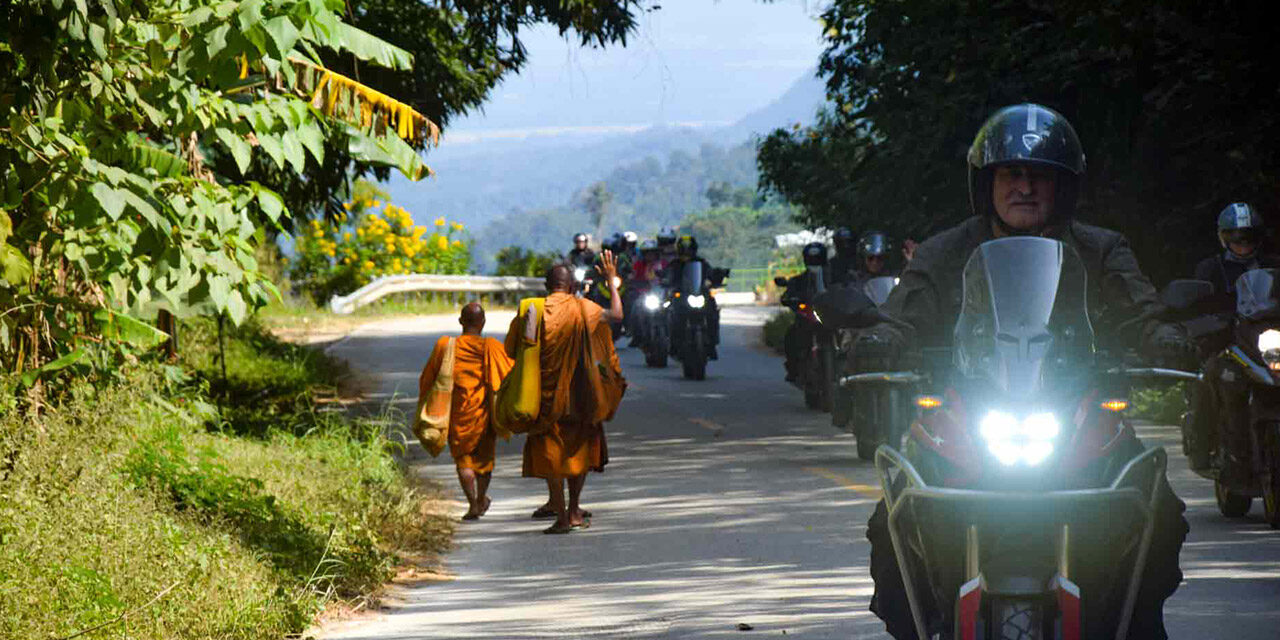 Den Spændende Verden af Motorcykelkultur i Thailand